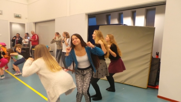 20141201_173455 (640x360).jpg